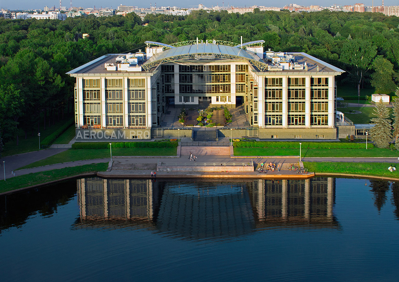 Цена элитной недвижимости в России и за рубежом Elements of elite estate