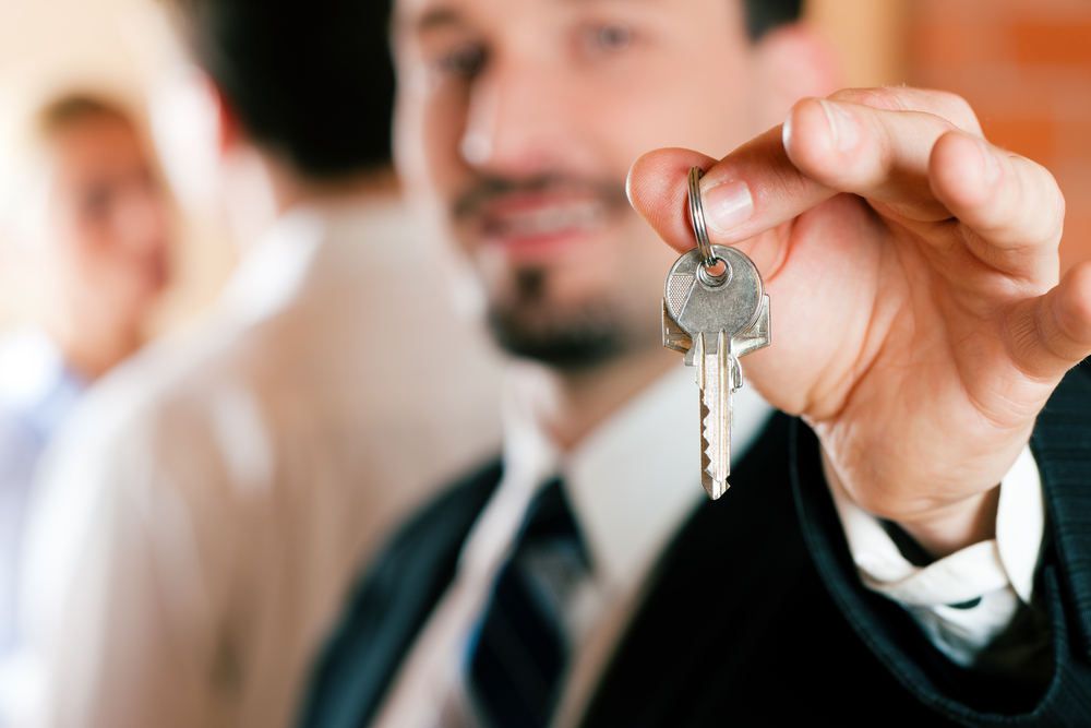 logo rented housing